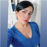 Profesora de arte y expresión corporal con más de 8 años de experiencia con niños de primaria.